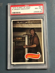 1975 Topps Planet of the Apes #21 A Unique Discovery PSA 8 - Picture 1 of 2