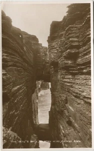 THE DEIL'S BRIG, HOLBORN HEAD, THURSO - Caithness Postcard - Picture 1 of 2