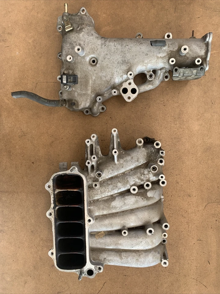 Mitsubishi Montero Sport 3.0L V6 1997–2003 Intake Manifold Upper & Lower OEM - Image 1 of 4