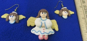Conjunto de joyas de arcilla polimérica aretes colgantes perforados con ángel y alfiler - Imagen 1 de 2