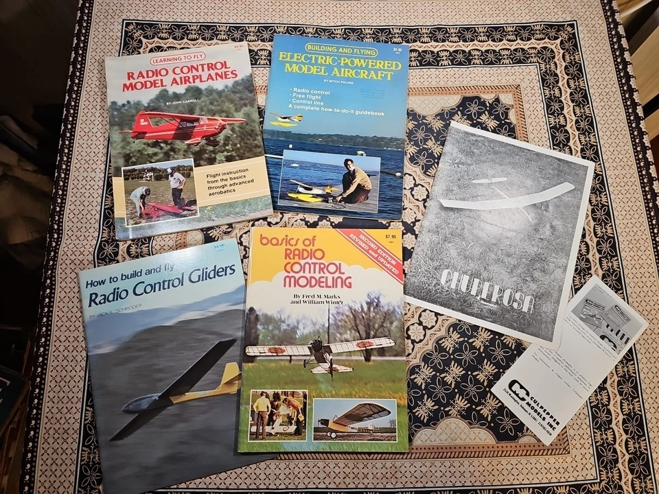 Lot Of R/C Radio Controlled Airplane Model Book CULPEPPER Catalog CHUPEROSA Exc. - Image 1 of 4