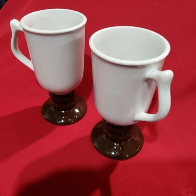 Tazas de café irlandesas vintage Hall pedestal 8 oz taza marrón y blanco 1272 lote 2 Foto 1 de 4