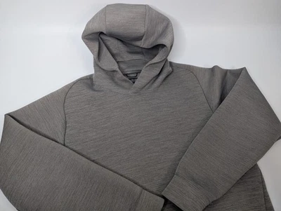 Uniqlo Sudadera con Capucha Para Hombres M Ultra Elastizada Seco Sudor Pullover Sudadera Gris Secado Rápido Foto 1 de 4