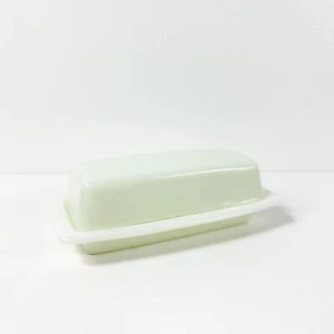 Vintage Pyrex Winter Frost Solid White Butter Dish With Lid Made in the USA - Picture 1 of 7