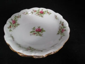JOHANN HAVILAND MOSS ROSE 5-1/8" FRUIT/DESSERT/BERRY BOWLS Set of 4 - Picture 1 of 3