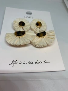 $34 .50 loft gold tone raffia drop earring E8 - Picture 1 of 4
