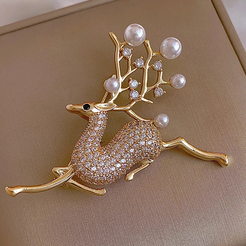 Luxury Gold Reindeer Brooch Pin–Crystal Rhinestone Christmas Jewelry Gift Women - Image 1 of 4