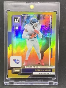 Derrick Henry RARE GOLD REFRACTOR INVESTMENT CARD SSP PANINI TITANS MINT - Picture 1 of 2