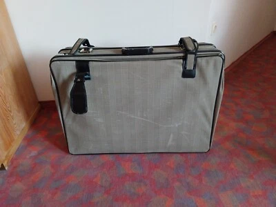 Großer Reisekoffer, grau - Bild 1 von 4