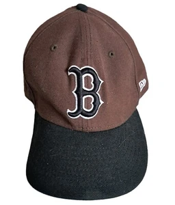 Gorra 59Fifty New Era marrón y negra Boston Red Sox ajustada 7 1/2 bordada - Imagen 1 de 4