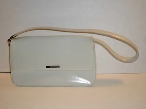 Nine West Off White Shoulder Purse with Gold Detail Very Nice - Picture 1 of 6