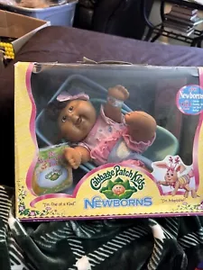 Cabbage Patch Doll New Born - Picture 1 of 8