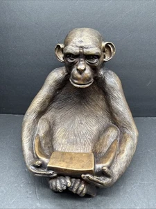 Tommy Bahama Bronze Affe hält einen Wikingerhelm und dient als Schüssel 16 Pfund - Bild 1 von 9