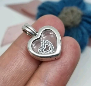 Original Pandora Kleines Herz Schwebendes Medaillon Anhänger mit Charm 💕 S925 ALE   - Bild 1 von 10