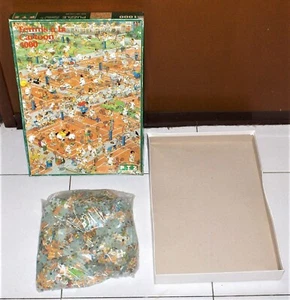 PUZZLE 1000 pcs JAN VAN HAASTEREN Tennis à la Cartoon - NUOVO PTZ - Picture 1 of 2