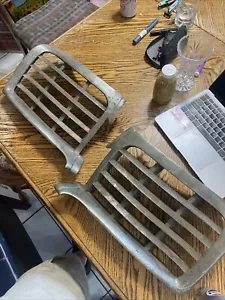 1946-48 Lincoln Continental upper Grills, left and right - Picture 1 of 16