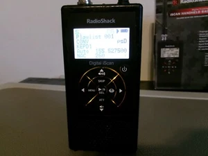 RARE-Radio Shack PRO-18 iSCAN Analog/Digital Police/Fire/EMS Scanner-With BOX - Afbeelding 1 van 13