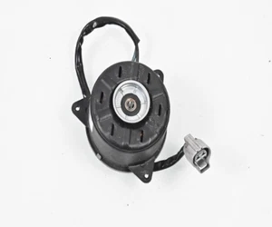TOYOTA LEXUS IS300H RC300H GS300H MOTOR COOLING FAN Genuine JDM 16363-31440 - Foto 1 di 2