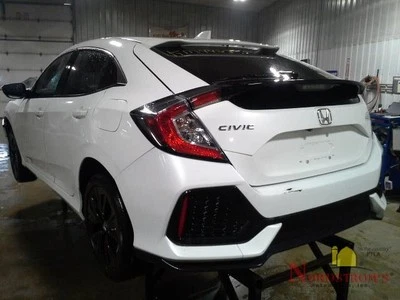 Luz trasera izquierda Honda Civic 2017 Foto 1 de 4