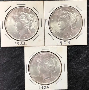 3 $1 UNITED STATES GENUINE PEACE SILVER DOLLAR SET BU UNC 1922 P 1923 P & 1924 P - Picture 1 of 8