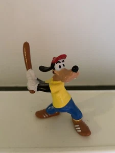 VTG GERMANY Bullyland DISNEY GOOFY Baseball Player 3" PVC Sports Figure/Figurine - Picture 1 of 2