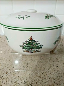 SPODE S3324 ELEGANT CHRISTMAS TREE 2.25QT COVERED CASSEROLE COOKWARE - FREE SHIP - Picture 1 of 9