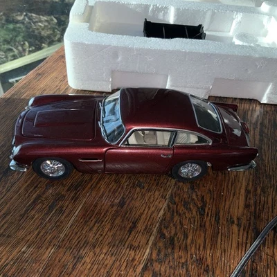 Aston Martin DB5, 1964 modelo coche fundido a presión de Danbury como nuevo Foto 1 de 2