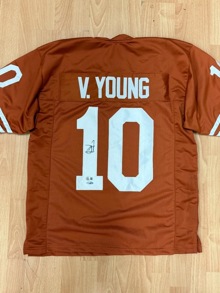 Camiseta de fútbol americano Beckett/TRISTAR #3618 con autógrafo de Vince Young de los Texas Longhorns de la NCAA Foto 1 de 1