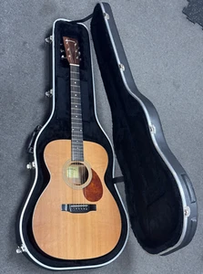 EASTMAN E6OM-L ACOUSTIC GUITAR WITH HARD SHELL CASE USED CONDITION - Picture 1 of 17