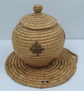 Antique Hand Woven Nature Grass String Holder Basket, with Place Mat - Picture 1 of 12