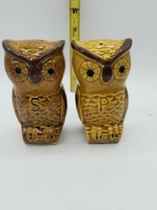 Vintage Brown Owl Salt Pepper Shakers 4.5" tall Collectibles - Picture 1 of 5