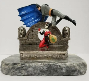 Batman Animated Series Batman & Harley Quinn Sculptd by Ron Lee 119/500 Vry Rare - Picture 1 of 6