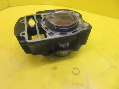 Kawasaki Vulcan 900 Vn900 2006 fabricante de equipos originales motor trasero pistón y bloque de cilindros jarra piezas Foto 1 de 4