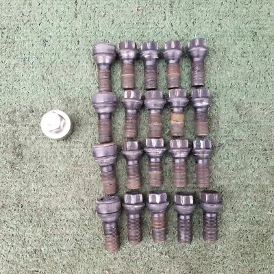 20 pernos Rolls Royce de fábrica cerraduras de rueda Dawn OEM Ghost Wraith pernos BMW Foto 1 de 3