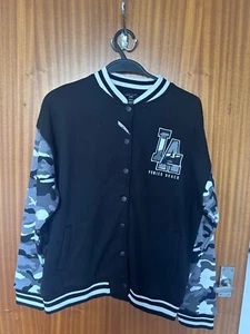Girls New Look camoflage black and white LA jacket age 14-15 - Picture 1 of 5