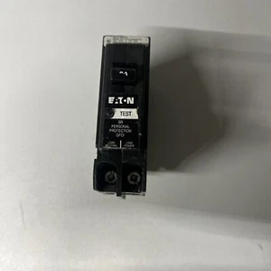 USED Eaton BRP120GF Combination Ground Fault Circuit Breaker 20A 120V 1 Pole - Picture 1 of 4