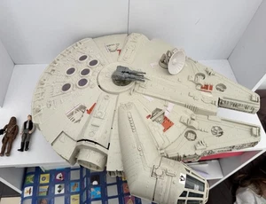Original Vintage 1979 Kenner STAR WARS Millenium Falcon, Near Complete + 2 Figs - Picture 1 of 24