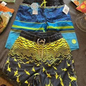 2 Boys Swim Trunks 8 - Picture 1 of 6