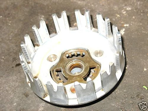 80 YAMAHA XS850 XS 850 OUTER CLUTCH BASKET - Imagem 1 de 1
