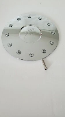 Llanta ULTRA PLATINUM TIPO 215 ESCUDO CROMO TAPA CENTRAL 89-9215 61002285F-1 Foto 1 de 2