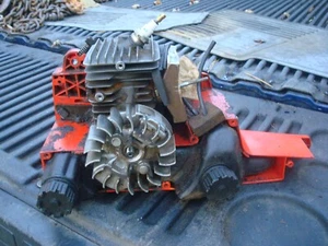 Oldtimer Homelite 250 Kettensäge Motorkopf mit Automatiköler - Teile oder Reparatur - Bild 1 von 7