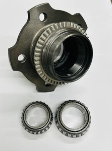Genuine Toyota Rear Wheel Hub & Bearing Assy - LandCruiser 70 2007-On - Picture 1 of 4