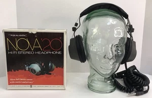 Vintage Realistic Nova 20 Headphones with Box Japan - Picture 1 of 15