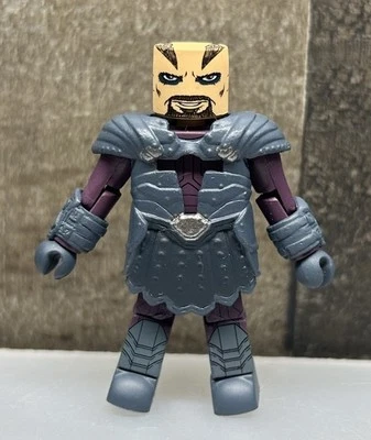 Minifigura Diamond Select Toys Marvel Minimates Thor Ragnarok Skurge  Foto 1 de 4