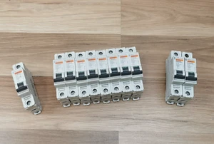 Merlin Gerin C60HC MCB Leitungsschutzschalter Restposten x11 - Bild 1 von 7