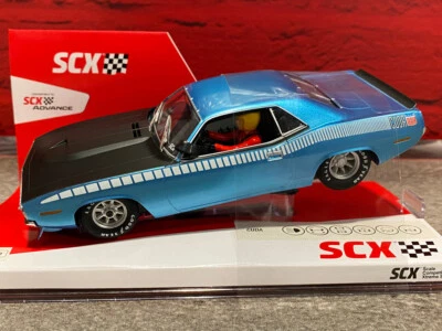 SCX Escala 1/32 Analógico Plymouth ARR Cuda - Azul Fuego Metálico con Luces Foto 1 de 4