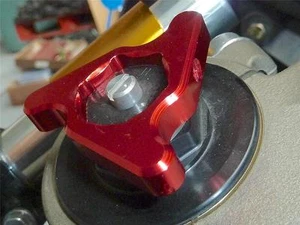 FORK PRE ADJUSTERS RED 22MM Ducati 999 999R Hypermotard 1100S 1000DS SPORT B6L - Picture 1 of 1