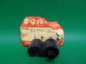 NOS Suzuki DR350 TM400 DS100 TS75 DS80 1973-1997 Fuel Line Clamp OEM 44486-32101 - Picture 1 of 3