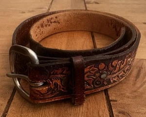 Vintage Leather Hand Tooled Belt Floral Leaves Cowboy Belt 42.5” Long No Size - Picture 1 of 5