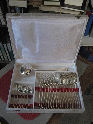 ++"533.22"MENAGERE 37 PIECES EN METAL ARGENTE ORFEVRE FRANCOIS FRIONNET ART DECO - Photo 1/4